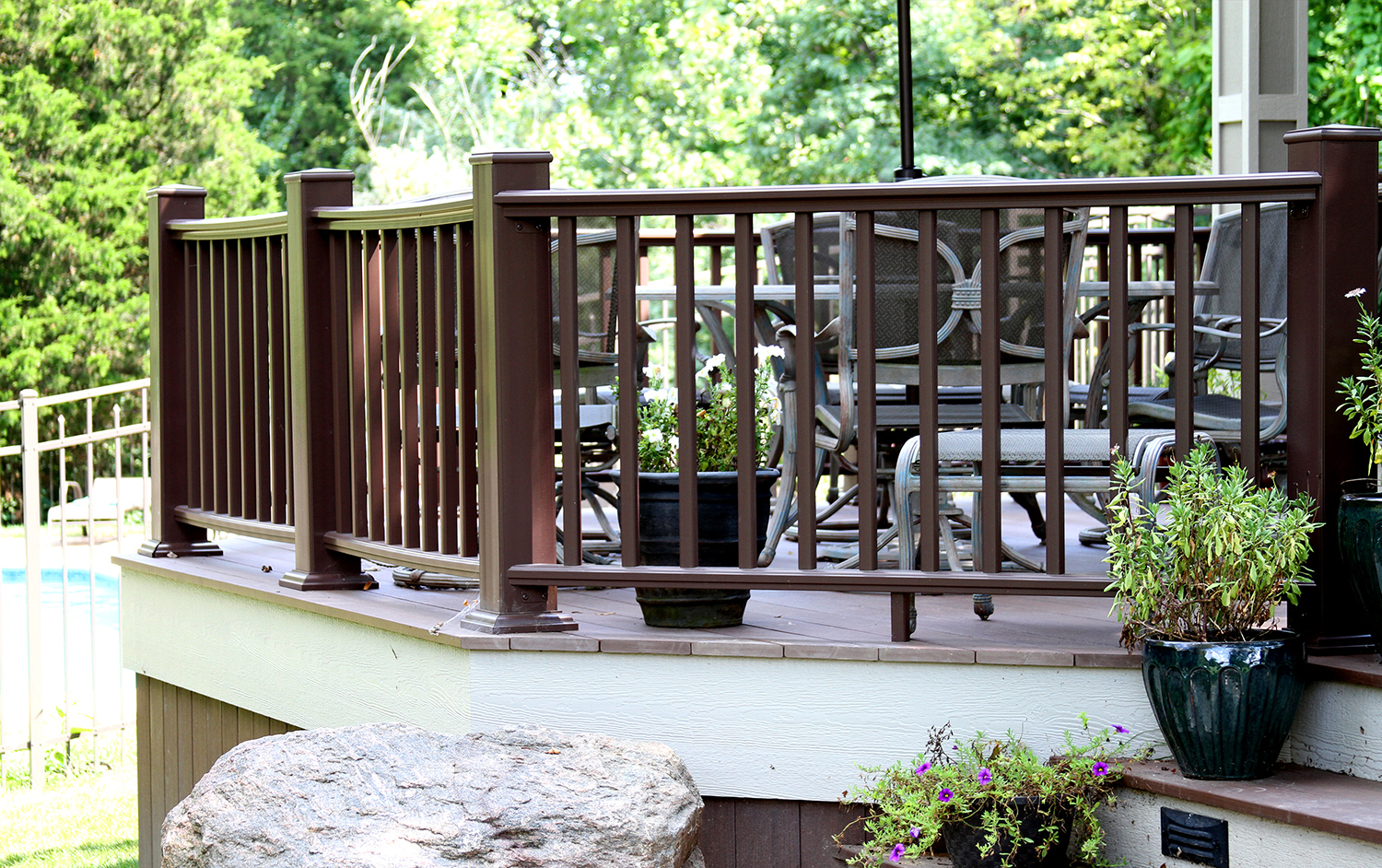 Outdoor Deck Railing